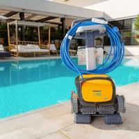 Dolphin C90i Robot limpiafondos para piscina pública