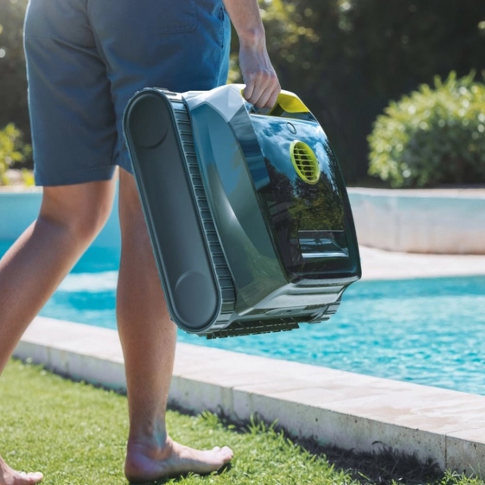 Zodiac Freedom Lite — Robot Limpiafondos Sin Cable para Piscina con Batería de Iones de Litio